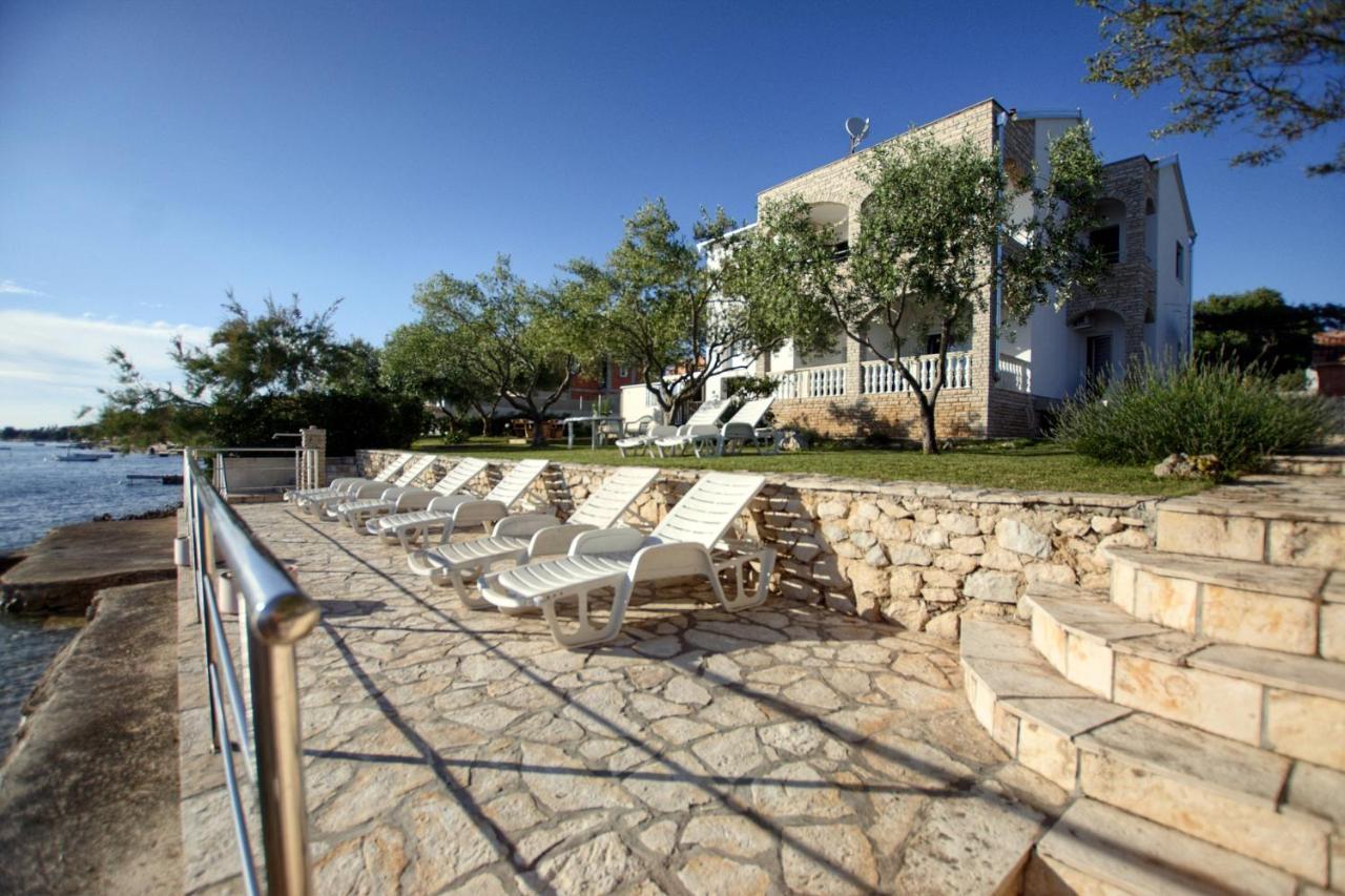 Apartments By The Sea Kozino, Zadar - 5803 Εξωτερικό φωτογραφία