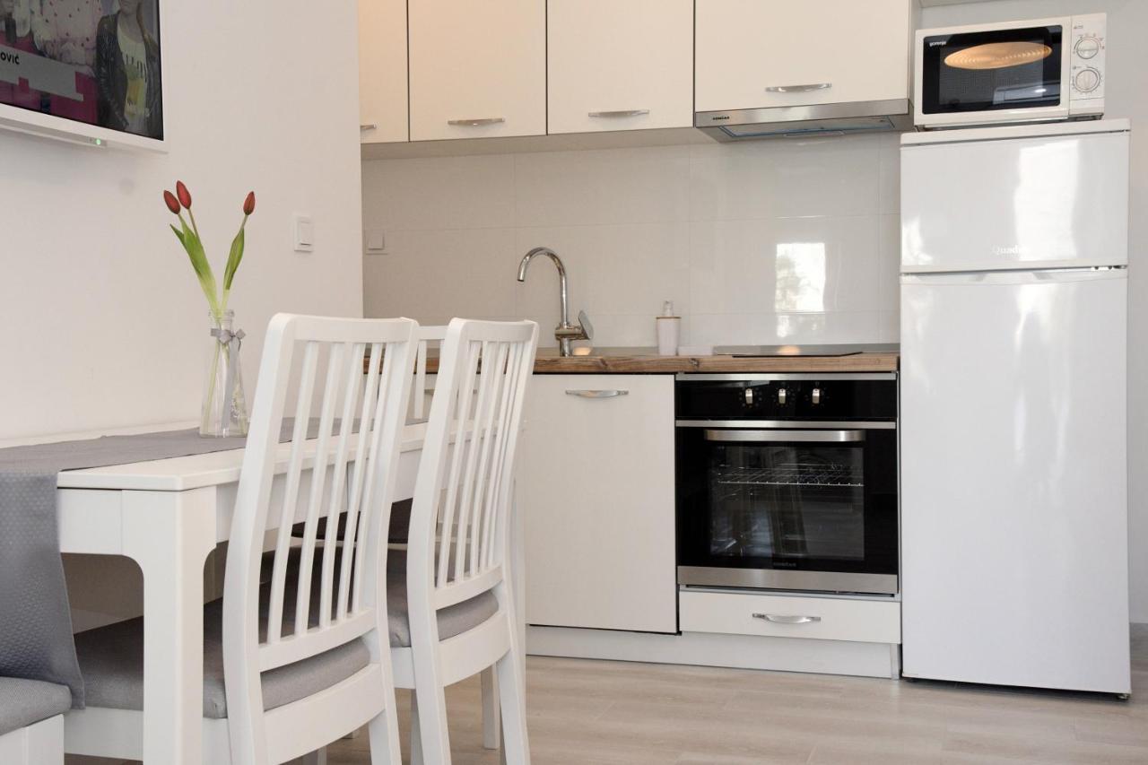 Apartments By The Sea Kozino, Zadar - 5803 Εξωτερικό φωτογραφία