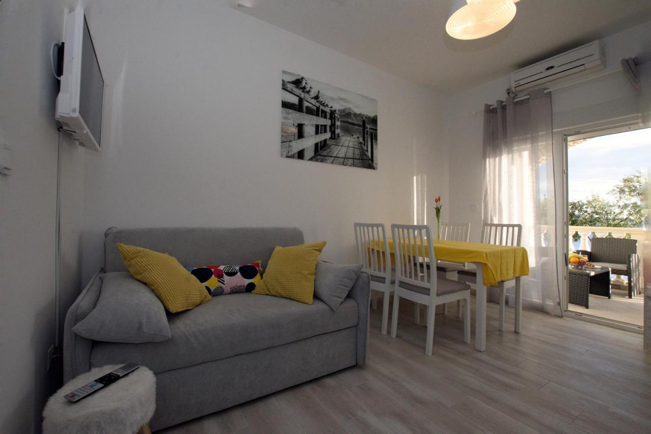 Apartments By The Sea Kozino, Zadar - 5803 Εξωτερικό φωτογραφία